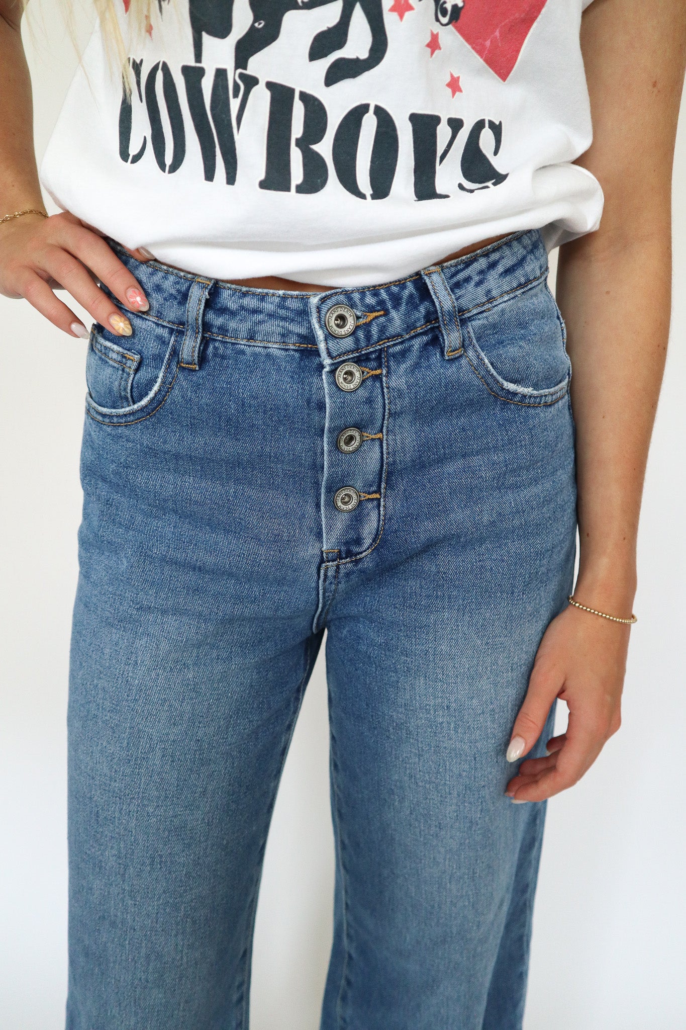 Relaxed Rolled Jeans