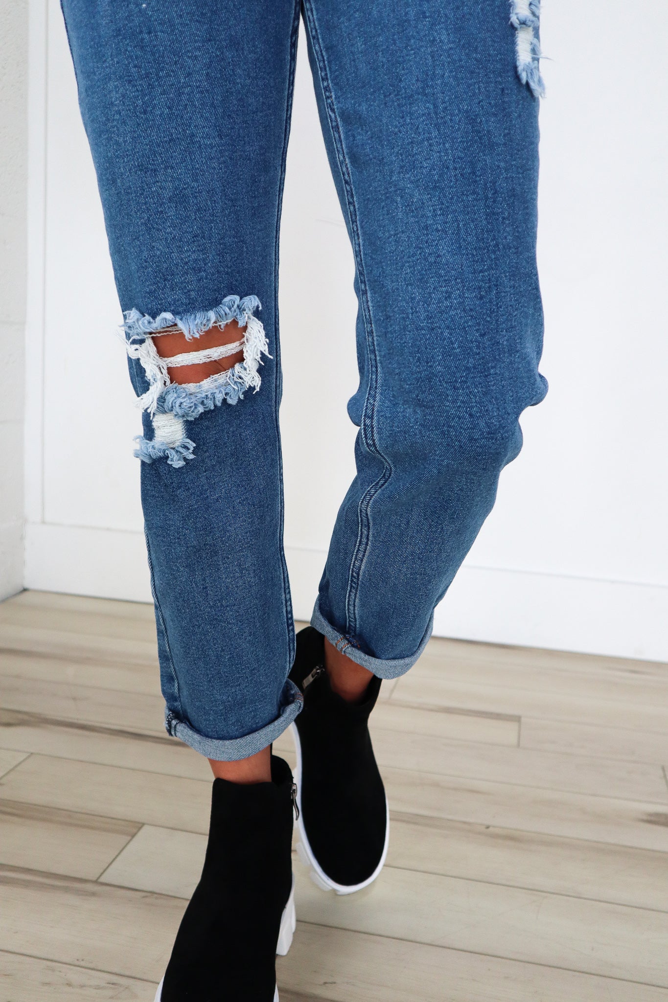 Classic Boyfriend Blue Jeans