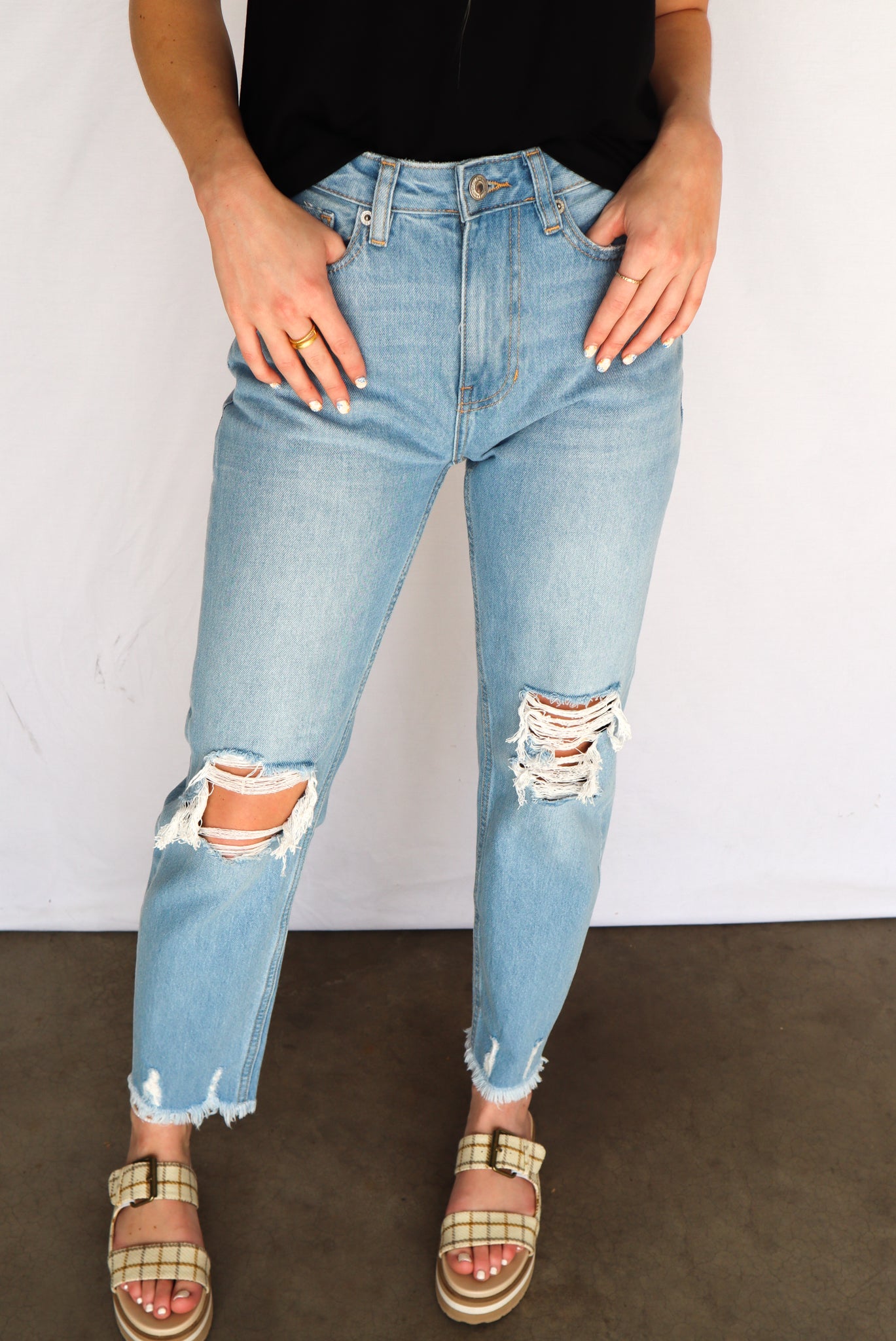 Frayed Bottom Boyfriend Jeans